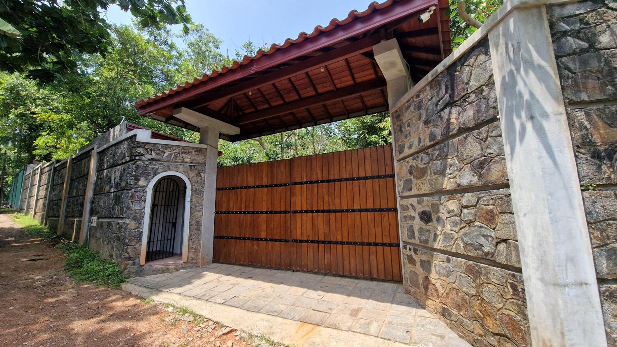 Villa Arana Bentota Exteriör bild